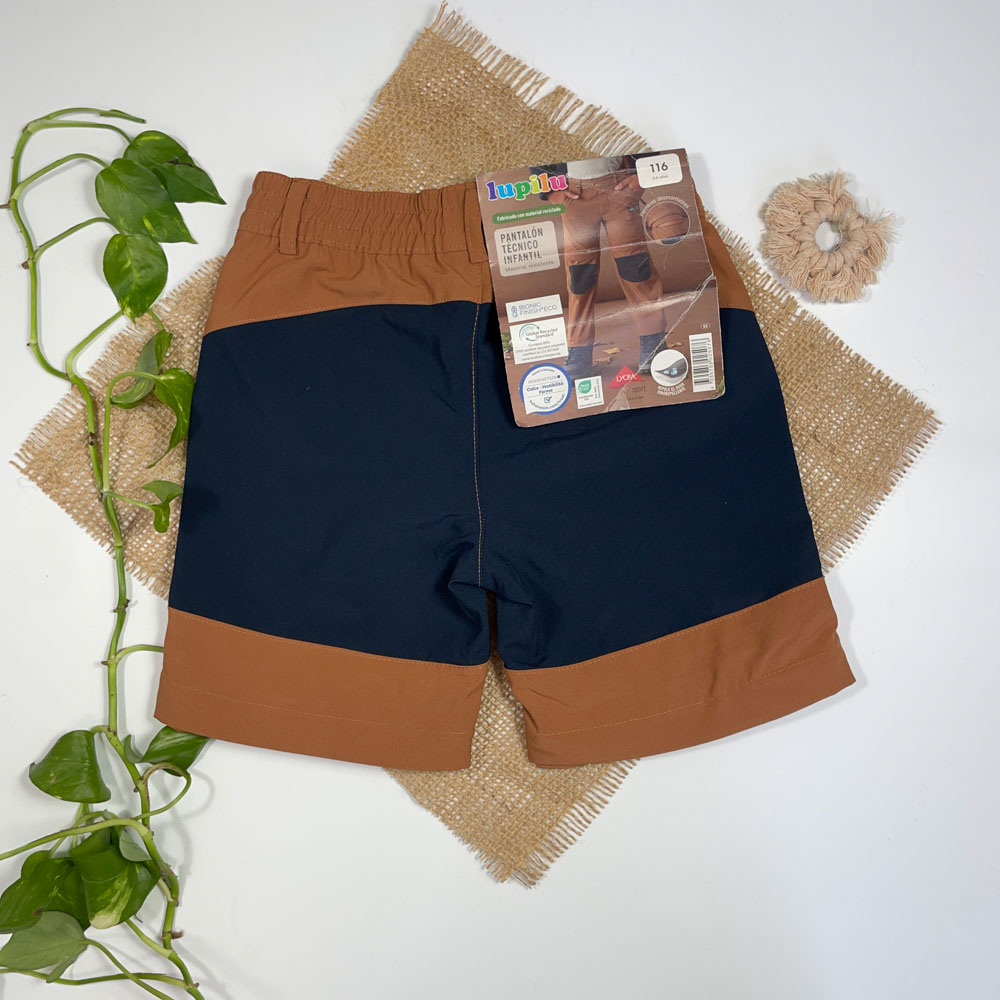 شلوارک پسرانه برند Iupilu طرح جلو جیب دار کمرکش و شلوار شو قهوه ای روشن رنگ - 6 سال