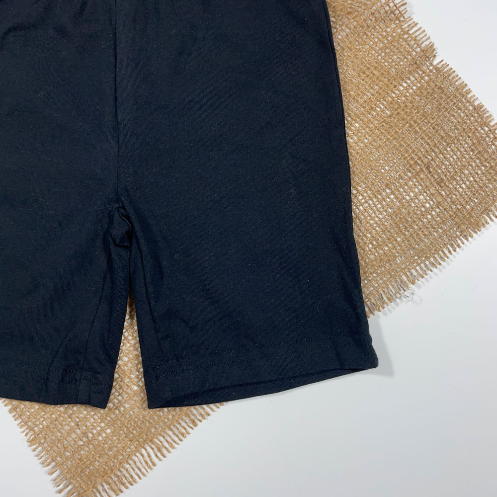 شلوارک پسرانه برند Tu طرح ساده مشکی رنگ - 6 سال