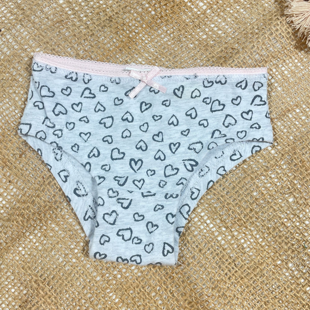 شورت نوزادی دخترانه برند Alive طرح قلب قلبی پاپیونی طوسی رنگ - 12 تا 24 ماه