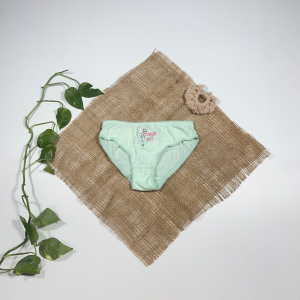 شورت دخترانه برند FaIrIes طرح Tinker bell دور گیپور سبز ادامسی رنگ - 2 سال