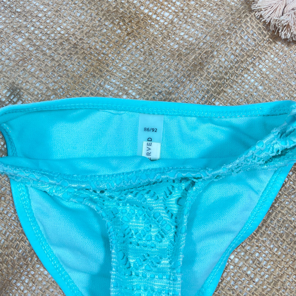 شورت نوزادی دخترانه برند Reserved طرح گیپور پاپیونی سبز دریایی رنگ - 12 تا 24 ماه