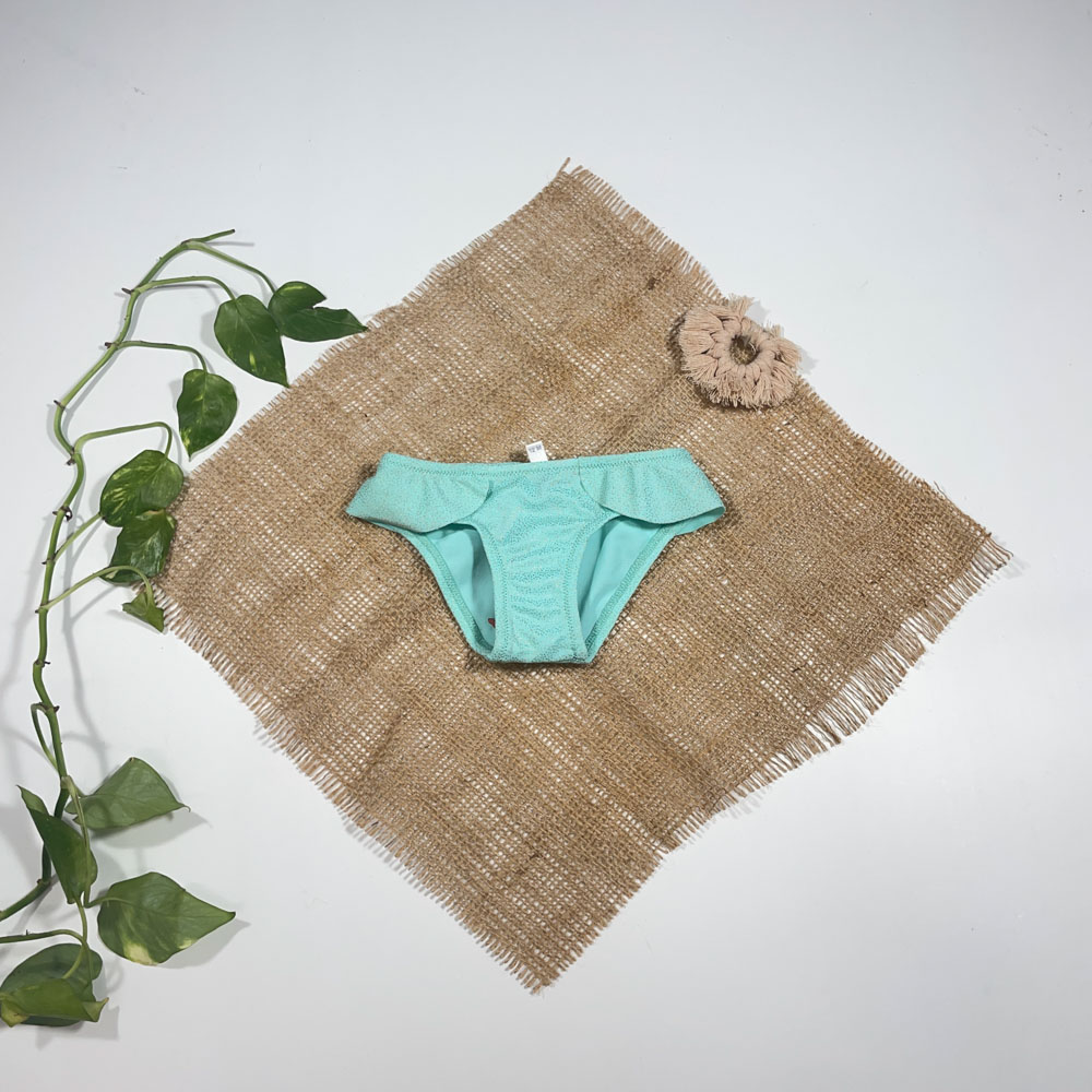 شورت نوزادی دخترانه برند idexe it پلیسه ای سبز رنگ - 12 تا 24 ماه