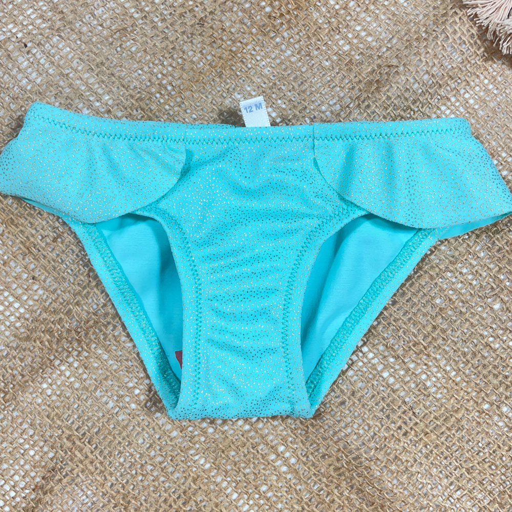 شورت نوزادی دخترانه برند idexe it پلیسه ای سبز رنگ - 12 تا 24 ماه