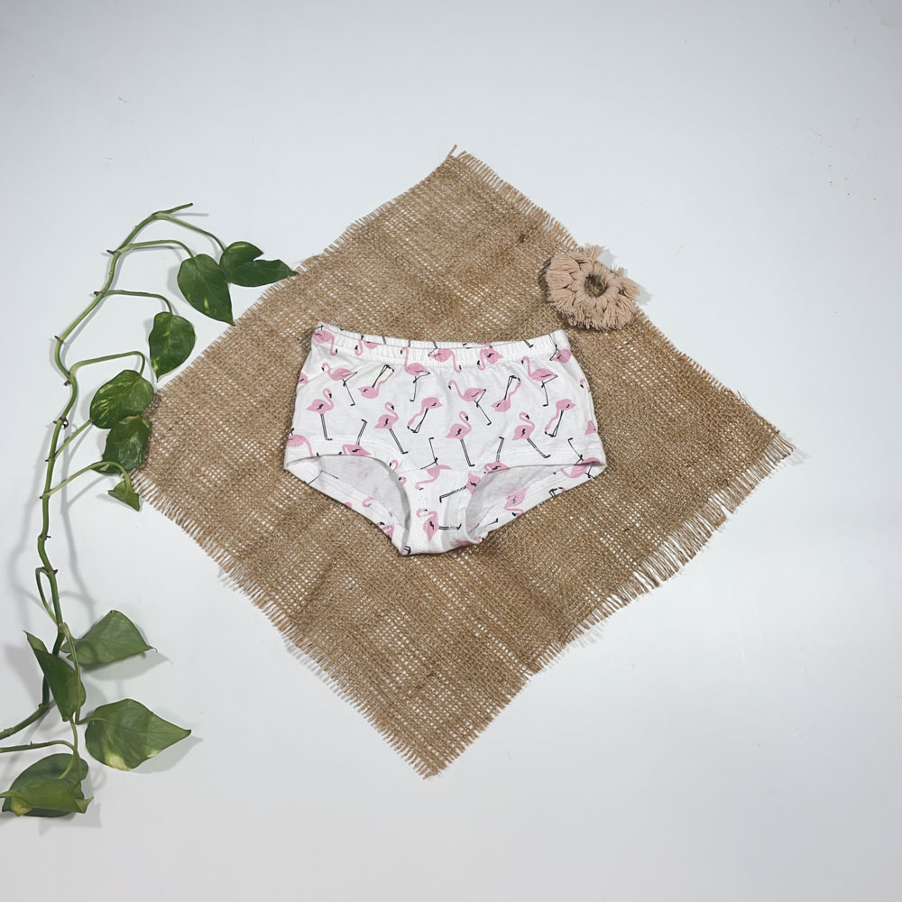 شورت نوزادی دخترانه برند Iupilu طرح فلامینگو سفید رنگ - 12 تا 24 ماه