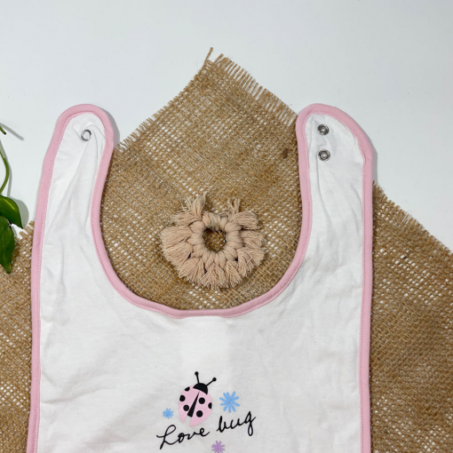 پیشبند نوزادی برند Impidimpi طرح کفش دوزک سفید رنگ - 6 تا 12 ماه