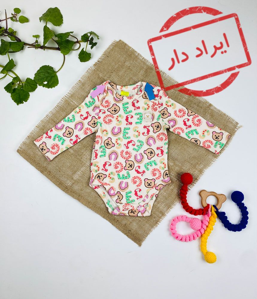 ایراد دار _ بادی نوزادی آستین بلند طرح حروف انگلیسی و خرس یقه گرد بدون دکمه سفید رنگ - 0 تا 3 ماه