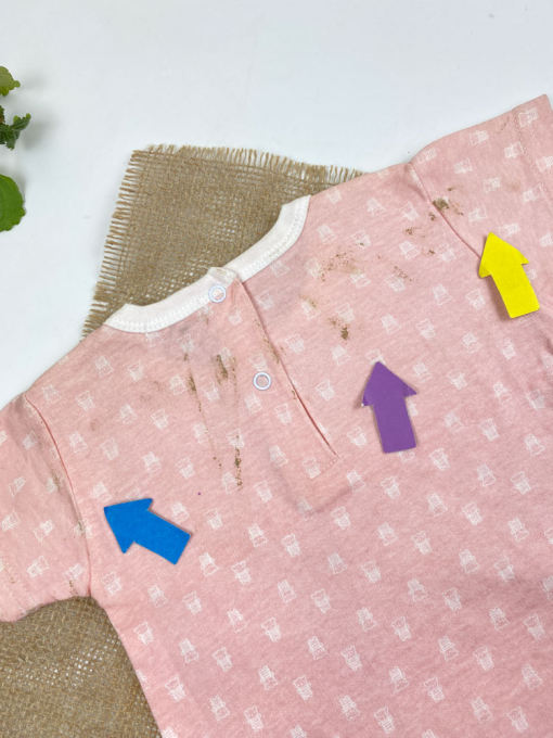 ایراد دار _ رامپر نوزادی دخترانه آستین کوتاه طرح خرس خرسی یقه گرد پشت دکمه دارد صورتی رنگ