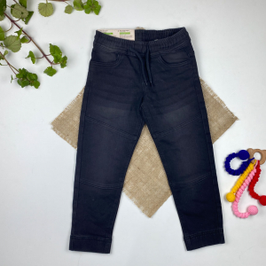 شلوار جین اسلش برند pepperts طرح پایین کش دار کمربند مشکی دار مشکی رنگ