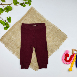 شلوار نوزادی ساده طرح مچ دار زرشکی رنگ - 2 تا 6 ماه