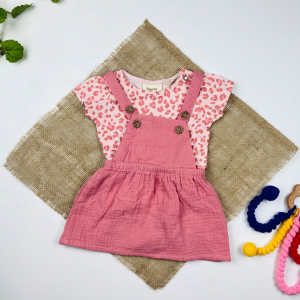 ست بیلر و تیشرت نوزادی دخترانه آستین کوتاه برند لوپیلو طرح بیلر دامنی بیلر بندی تک رنگ صورتی رنگ