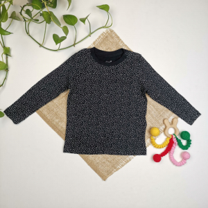 بلوز نوزادی دخترانه آستین بلند برند لوپیلو طرح دون دونی سرشانه دکمه دار مشکی رنگ - 12 تا 24 ماه