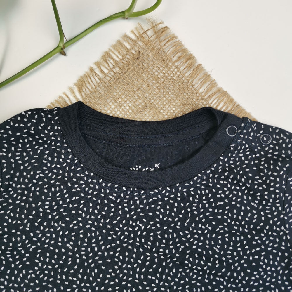 بلوز نوزادی دخترانه آستین بلند برند لوپیلو طرح دون دونی سرشانه دکمه دار مشکی رنگ - 12 تا 24 ماه