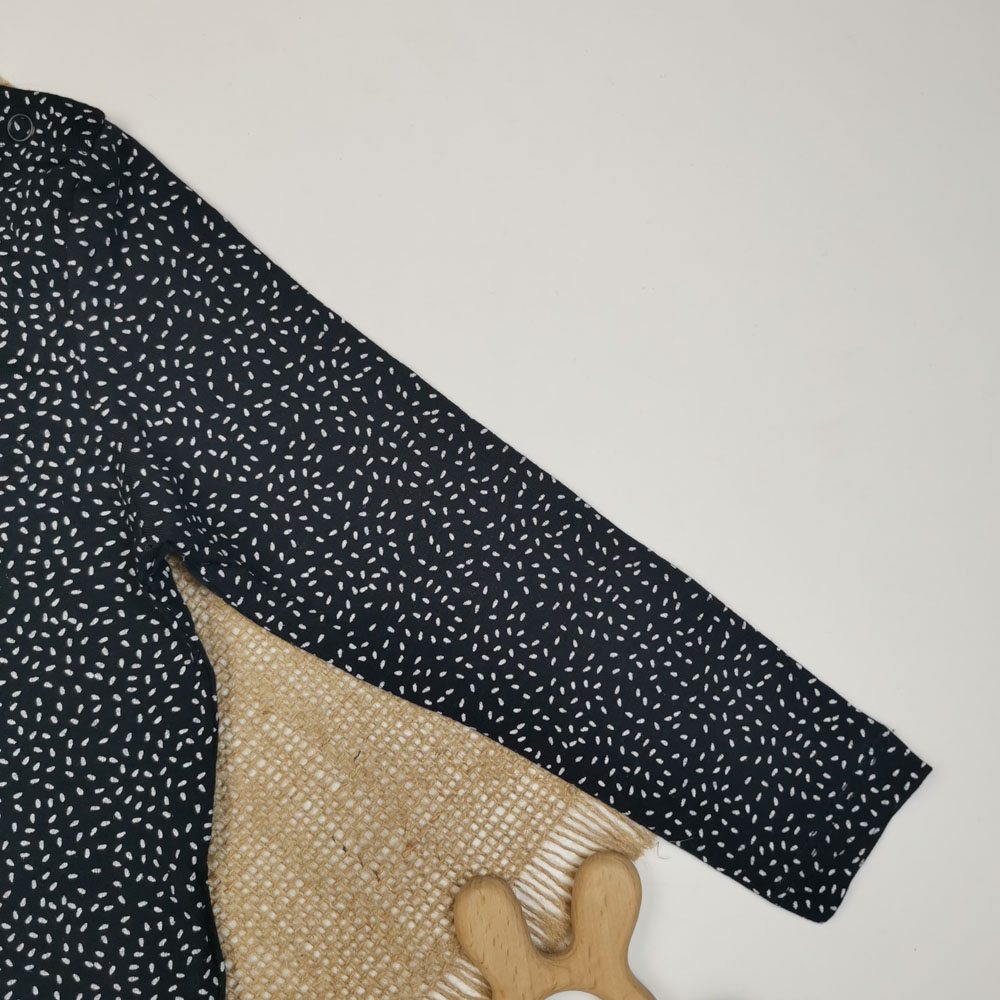 بلوز نوزادی دخترانه آستین بلند برند لوپیلو طرح دون دونی سرشانه دکمه دار مشکی رنگ - 12 تا 24 ماه