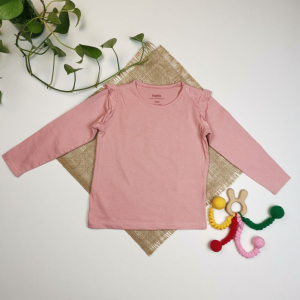 بلوز نوزادی دخترانه آستین بلند برند لوپیلو طرح آستین پرکی سرشانه دکمه دار صورتی روشن رنگ