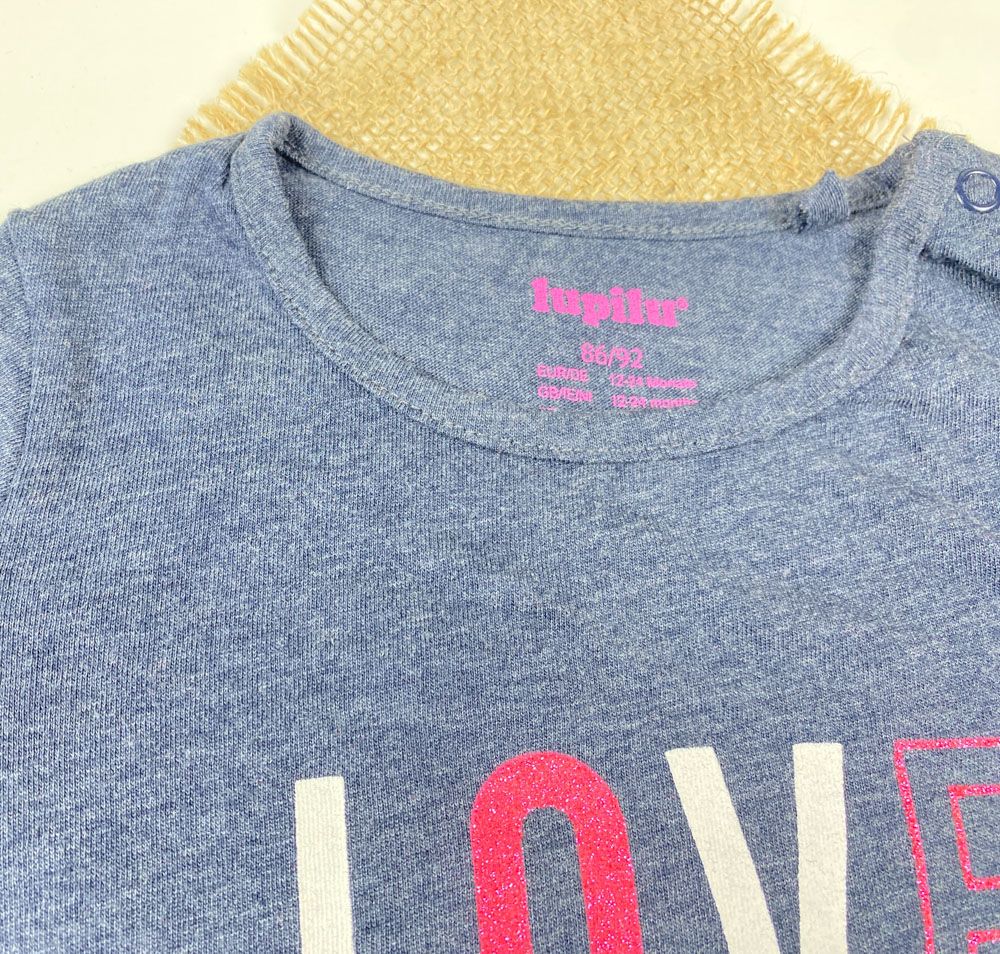 بلوز نوزادی دخترانه آستین بلند برند لوپیلو طرح نوشته دار سرشانه دکمه دار سرمه ای رنگ - 12 تا 24 ماه