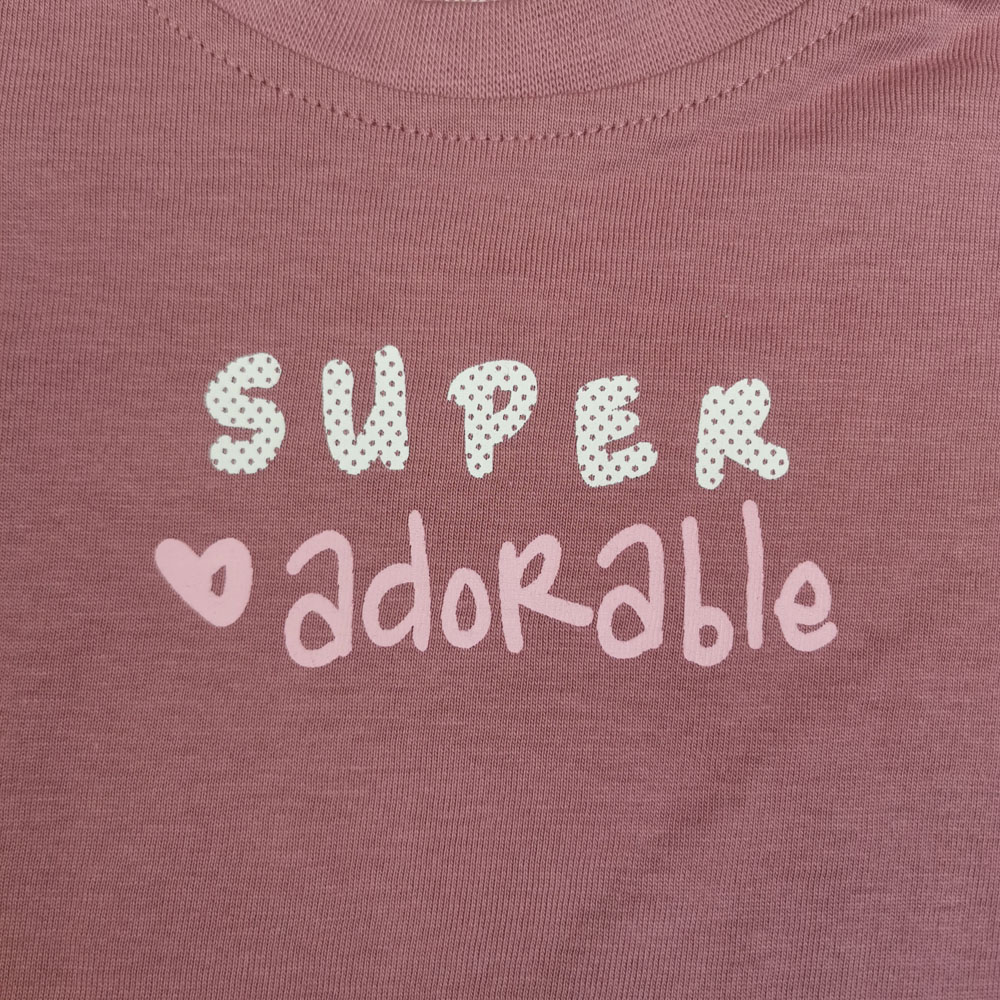 بلوز نوزادی دخترانه آستین بلند برند لوپیلو طرح نوشته دار سرشانه دکمه دار کالباسی تیره رنگ - 2 تا 6 ماه