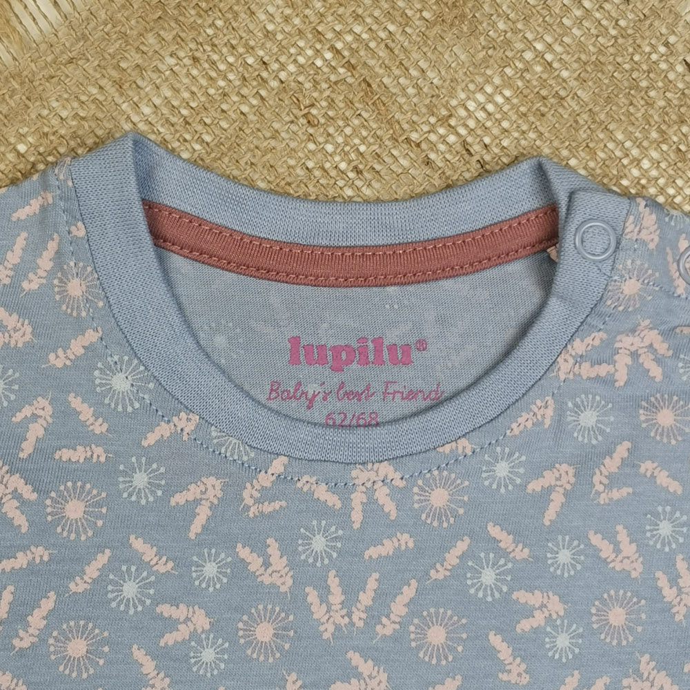 بلوز نوزادی دخترانه آستین بلند برند لوپیلو طرح گل سرشانه دکمه دار نیلی روشن رنگ - 2 تا 6 ماه