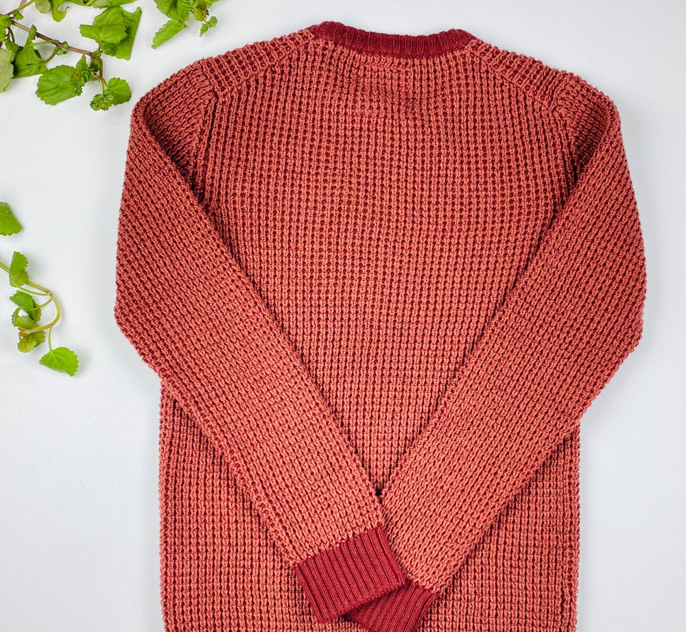 بلوز پسرانه آستین بلند طرح یقه گرد اجری رنگ - 10 سال