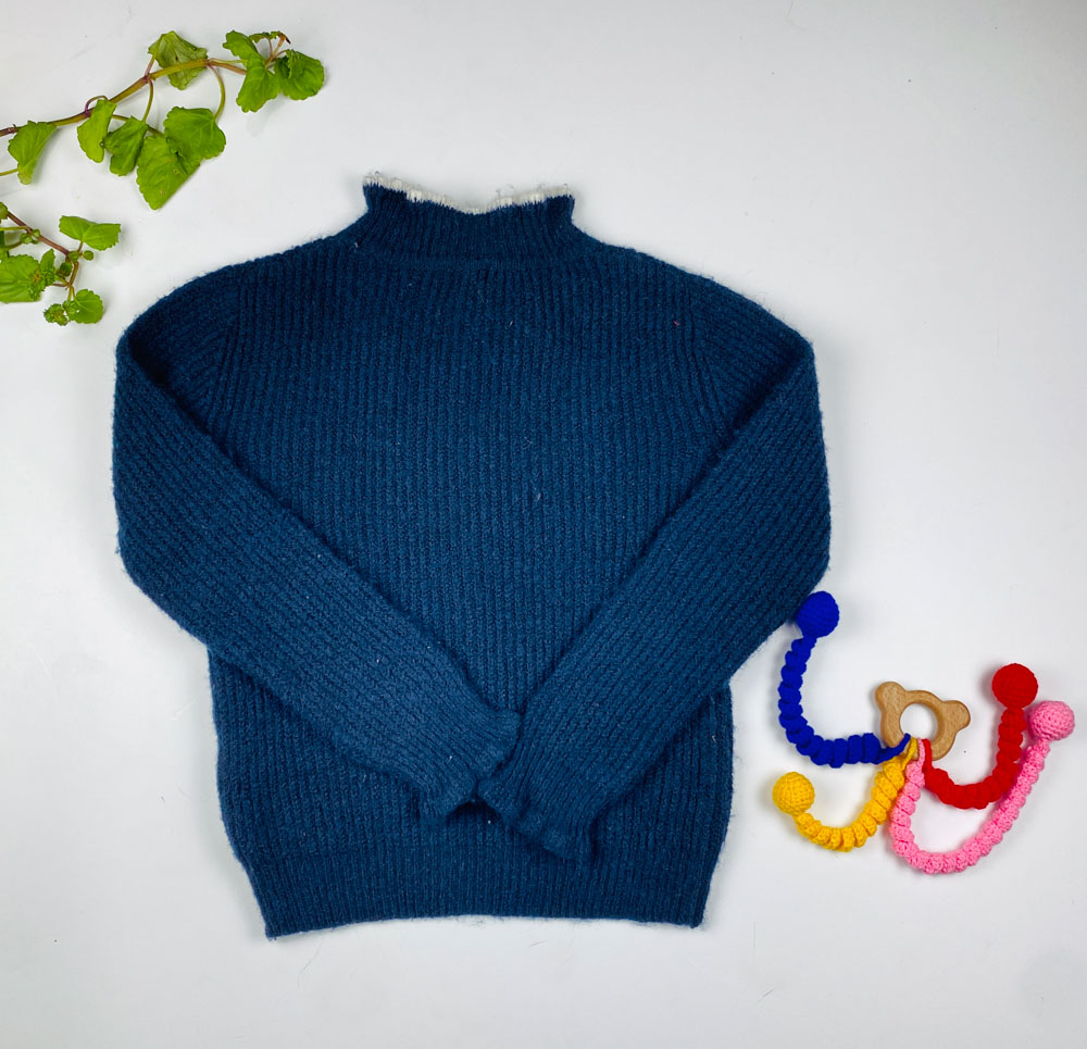 بلوز دخترانه آستین بلند طرح یقه و استین دالبری ساده سرمه ای رنگ - 8 سال