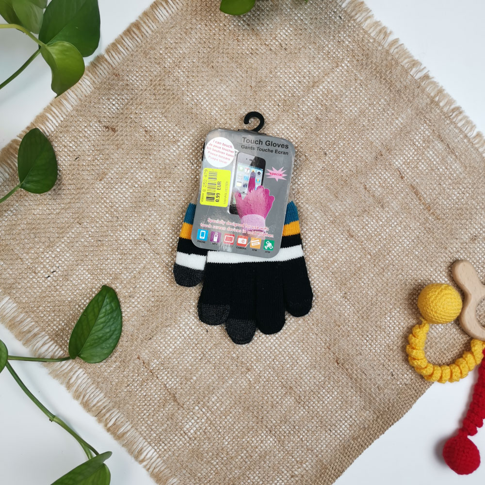 دستکش بافت پسرانه طرح راه راه انگشتی مشکی رنگ - 8 تا 10 سال