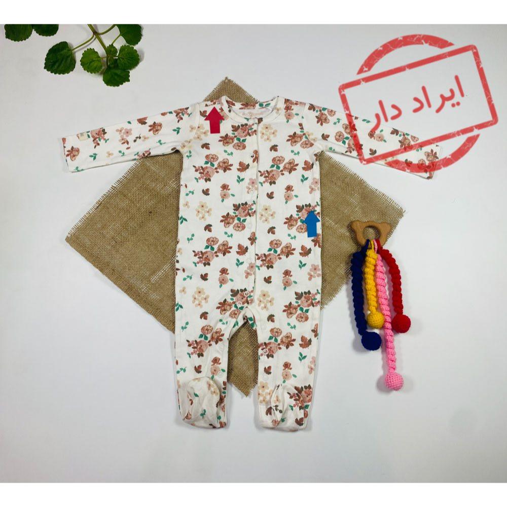 ایراد دار _ سرهمی نوزادی دخترانه آستین بلند برند cool club طرح گل گلی جورابی جلو دکمه ای سفید رنگ