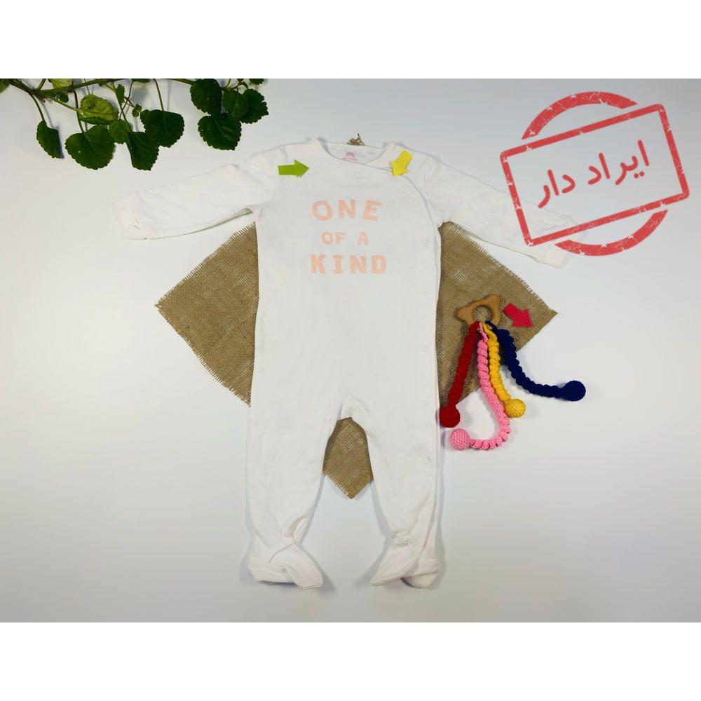 ایراد دار _ سرهمی نوزادی دخترانه آستین بلند برند next طرح نوشته انگلیسی صورتی جورابی جلو مدل دکمه ای کج سفید رنگ  - 6 تا 12 ماه