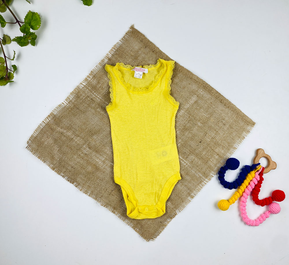 بادی نوزادی دخترانه آستین تاپ برند لوپیلو طرح گیپوری زرد رنگ - 2 تا 6 ماه
