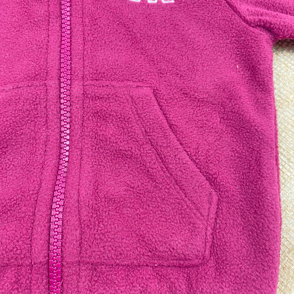 سویشرت آستین بلند طرح ایفل کلاه دار زیپی جگری رنگ - 2 تا 6 ماه