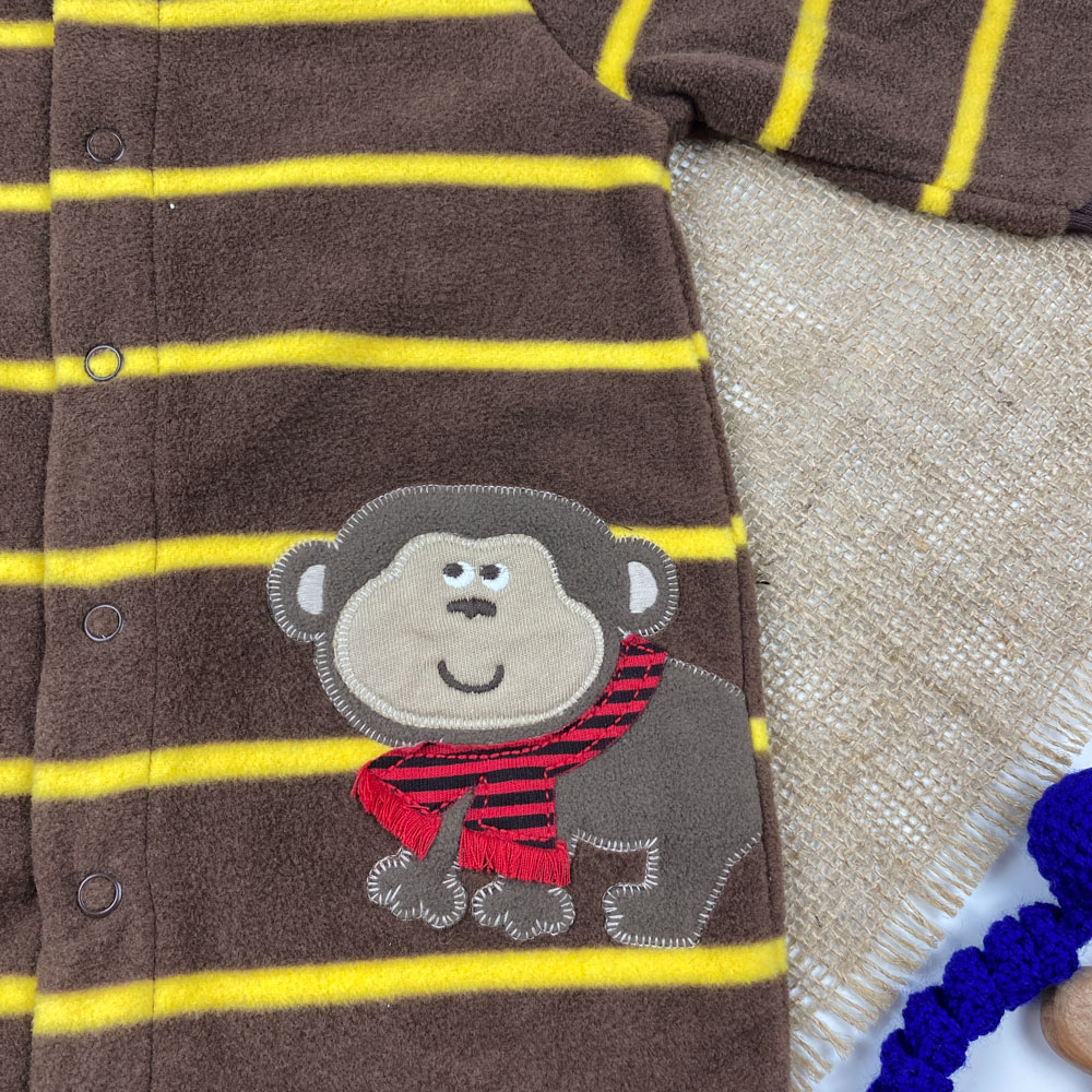 سرهمی نوزادی پسرانه آستین بلند برند کارترز طرح میمون جلو دکمه ای قهوه ای رنگ - 3 ماه