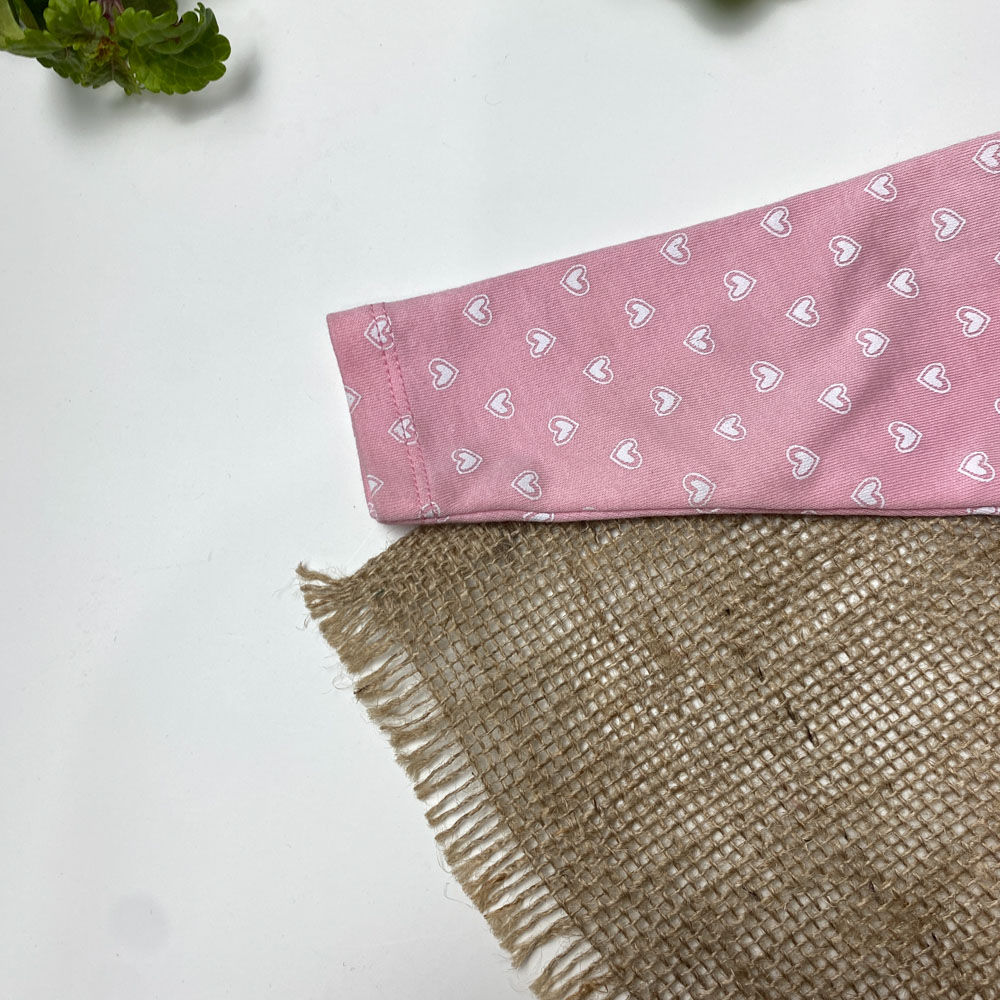 سرهمی نوزادی دخترانه آستین بلند طرح قلب قلبی جلو دکمه یقه گرد صورتی رنگ - 2 تا 4 ماه