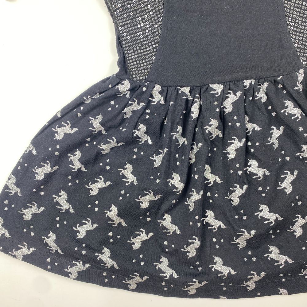 پیراهن دخترانه آستین حلقه ای طرح پولکی یونیکورن استین پرکی مشکی رنگ - 2 تا 3 سال