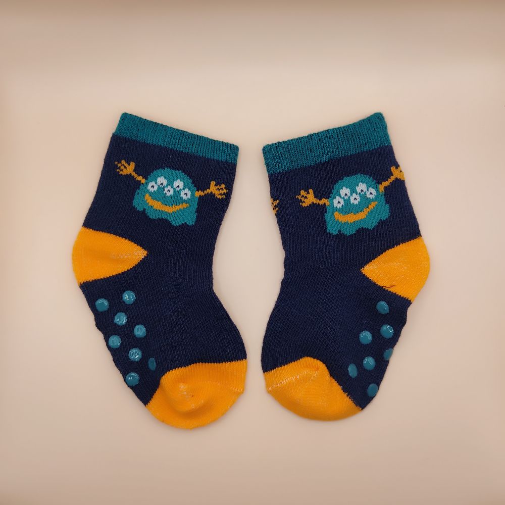 جوراب نوزادی ساق بلند تو کرکی - 6 تا 12 ماه