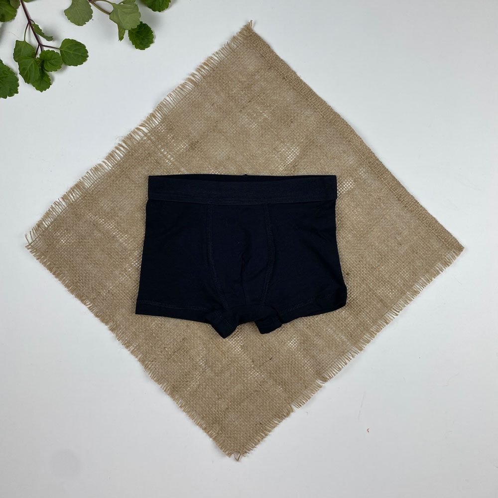 شورت پسرانه طرح کمرکش ساده مشکی رنگ  - 4 تا 6 سال