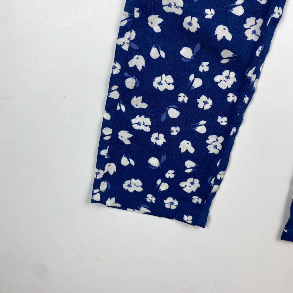 شلوار دخترانه ساده برند L and D طرح گل گلی کمرکش سرمه ای رنگ - 9 تا 10 سال